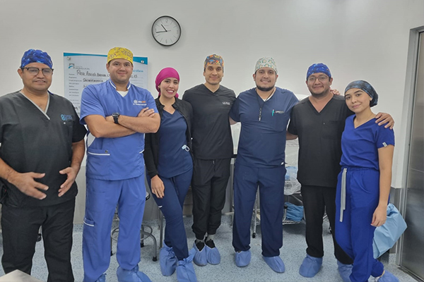 Médico_especialista_en Urología_Ginecológica,_disfunción_de_Piso_Pélvico_incontinencia_urinaria