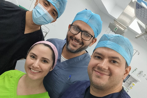 Médico_especialista_en Urología_Ginecológica,_disfunción_de_Piso_Pélvico_incontinencia_urinaria