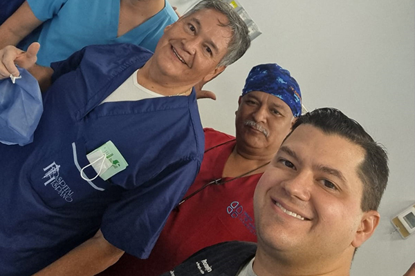 Médico_especialista_en Urología_Ginecológica,_disfunción_de_Piso_Pélvico_incontinencia_urinaria