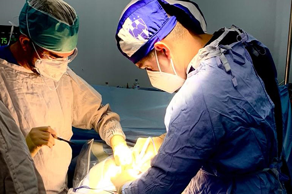 Médico_especialista_en Urología_Ginecológica,_disfunción_de_Piso_Pélvico_incontinencia_urinaria