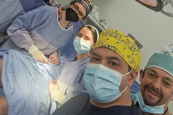 Médico_especialista_en Urología_Ginecológica,_disfunción_de_Piso_Pélvico_incontinencia_urinaria