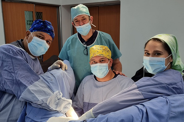 Médico_especialista_en Urología_Ginecológica,_disfunción_de_Piso_Pélvico_incontinencia_urinaria