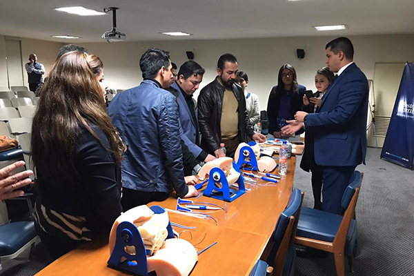 Dr. Jonathan Valenzuela