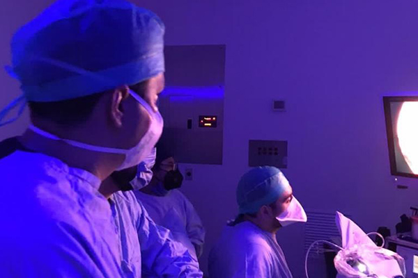 Dr. Jonathan Valenzuela