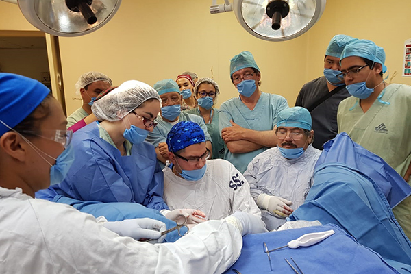 Dr. Jonathan Valenzuela